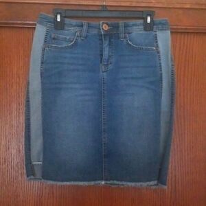 INC INTERNATIONAL CONCEPT Denim skirt size 4